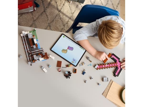 LEGO Minecraft 21277 Hakke-minen