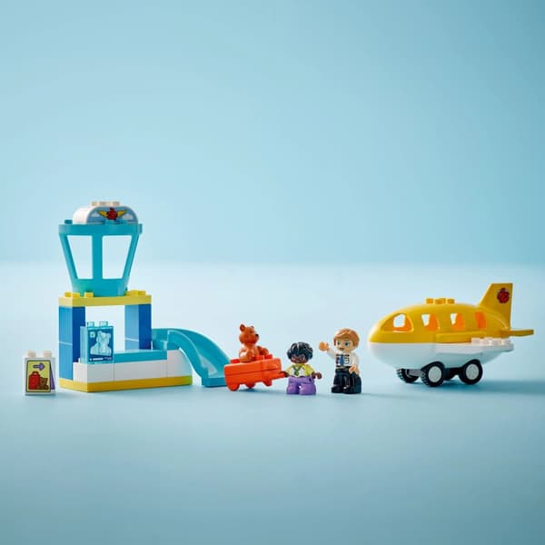 LEGO® DUPLO Första gången på flygplatsen 10443
