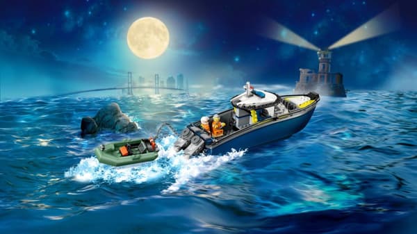 LEGO® City Polisens båtjakt 60456