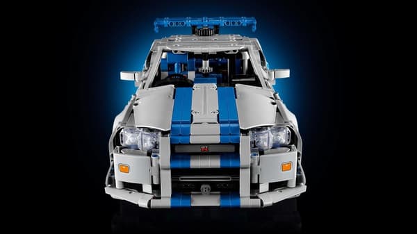 LEGO® Technic 2 Fast 2 Furious Nissan Skyline GT-R (R34) bil 42210