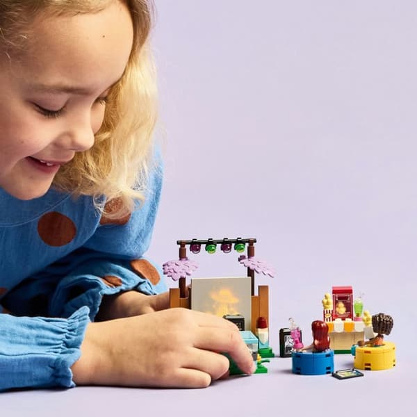 LEGO Friends Filmkväll med vänner 42642