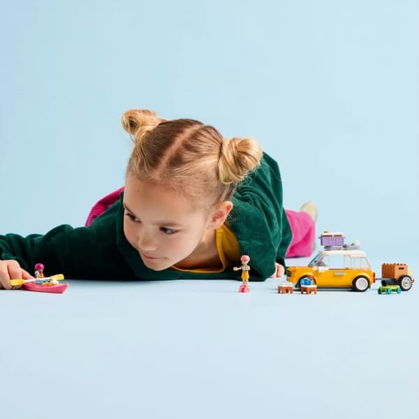 LEGO Friends Bilresa med vänner 42659