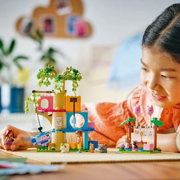 LEGO Friends Kattkalas och trädkoja 42666