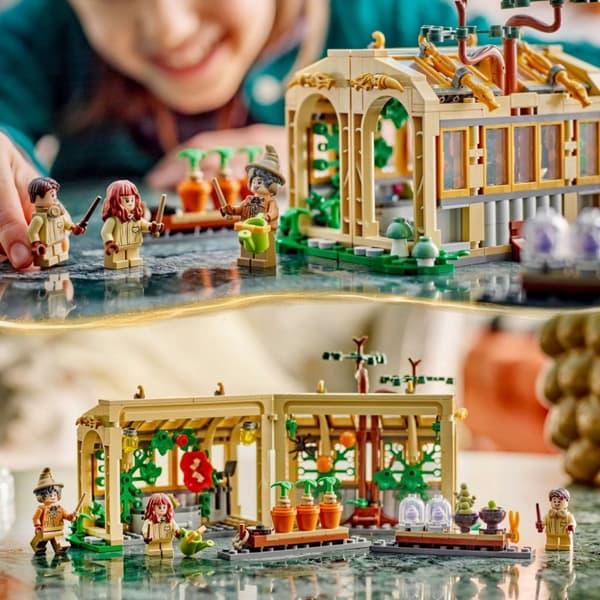 LEGO Harry Potter Hogwarts slott: lektion i örtlära 76445