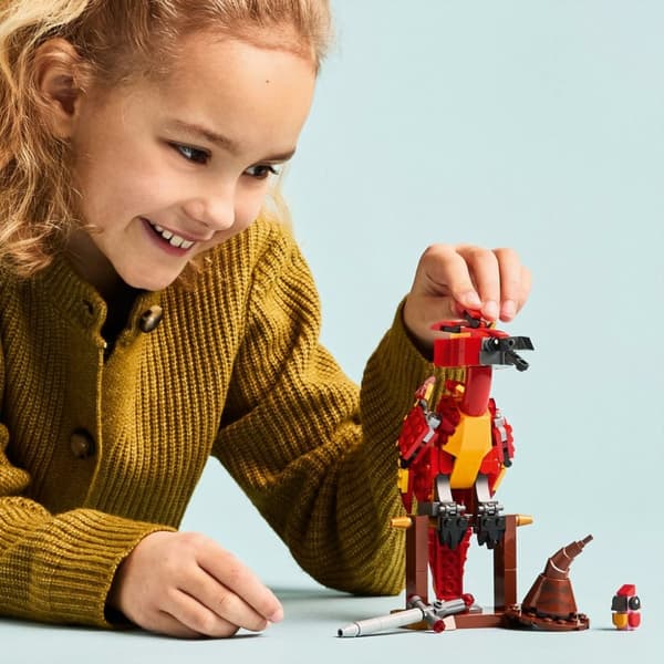 LEGO Harry Potter Fawkes: Dumbledores fenixfågel 76448
