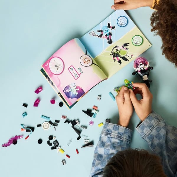 LEGO DREAMZzz Mateo mot cyberhjärnroboten 71495