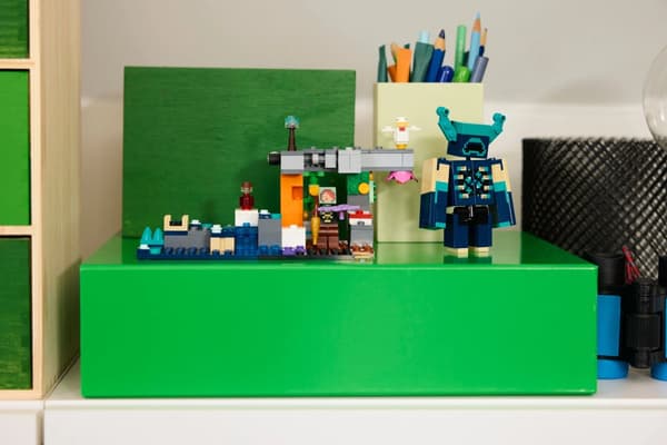 Mötet med väktaren LEGO® Minecraft (21274)