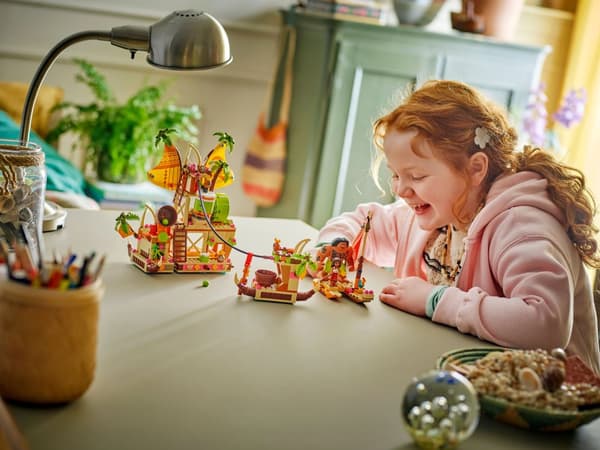 Kakamora-båt LEGO® Disney™ (43258)