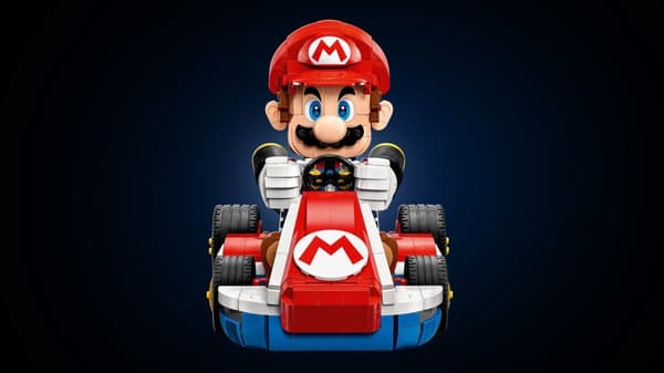 LEGO® Mario Kart™ – Mario & Standard Kart 72037
