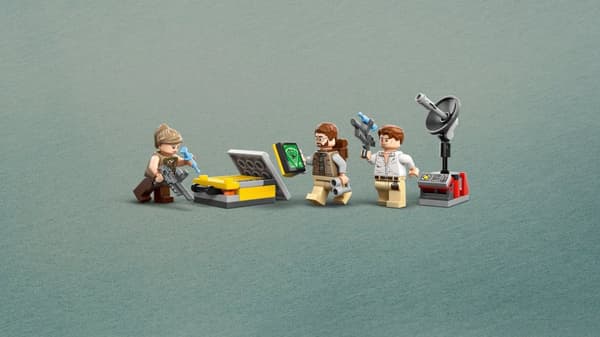 LEGO® Jurassic World Spårningsuppdrag med raptor och titanosaurus 76973