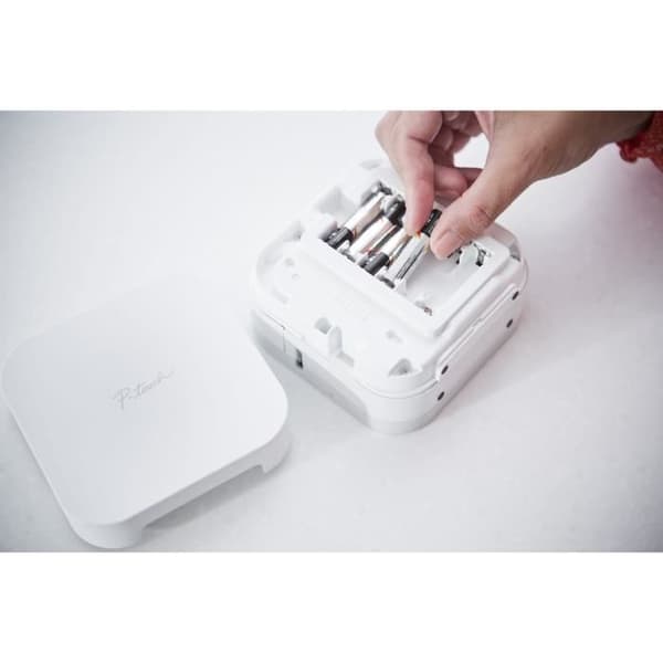 Compact Label Maker Cube - BROTHER PT-P300BT P-Touch Ansluts enkelt till smartphones och surfplattor upp till 12 mm