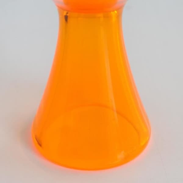 Alessi Big Love Set som består av en glassskål i 18/10 rostfritt stål och termoplastharts, apelsin och en