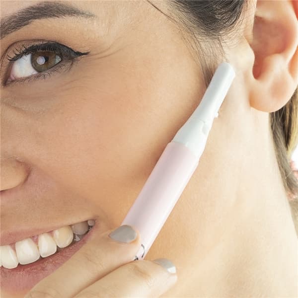 InnovaGoods Faderm Dermaplaning &amp; Trimmer