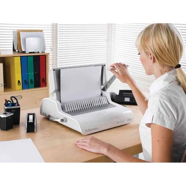 Perforelieuse - Fellowes - Pulsar +300 - Plast - A4 - 300 ark