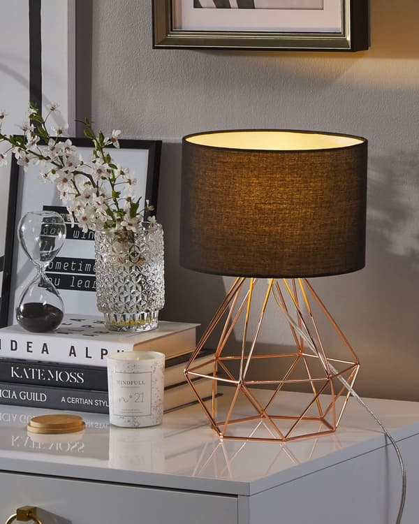 Bordslampa i Svart/Koppar Färg Modern Unik Lampfot