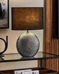 Miniatyrbild 4 av 11: Bordslampa med Svart Skärm och Silver Lampfot