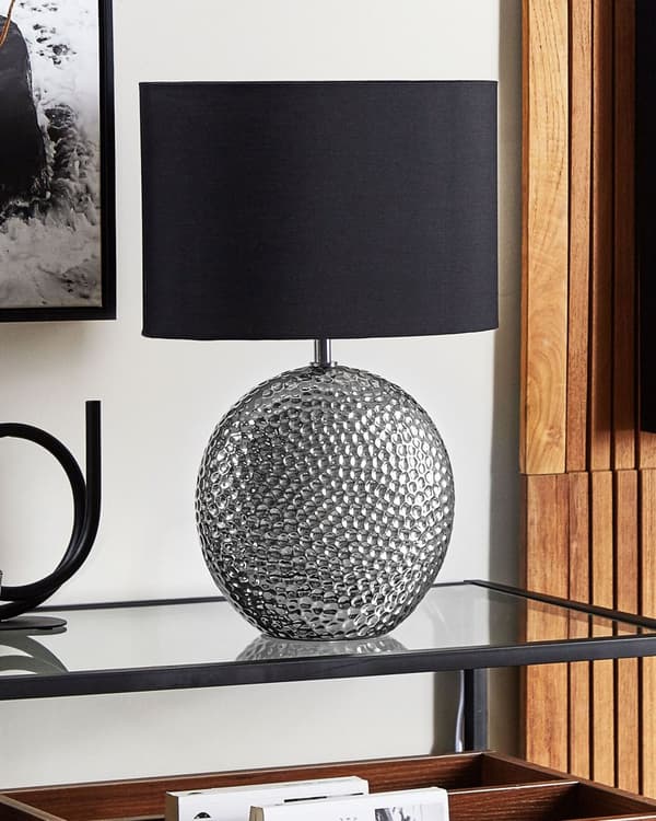 Bordslampa med Svart Skärm och Silver Lampfot