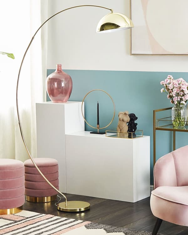 Golvlampa Stående Silverbåge Rund med en Modern Vintage Skärm