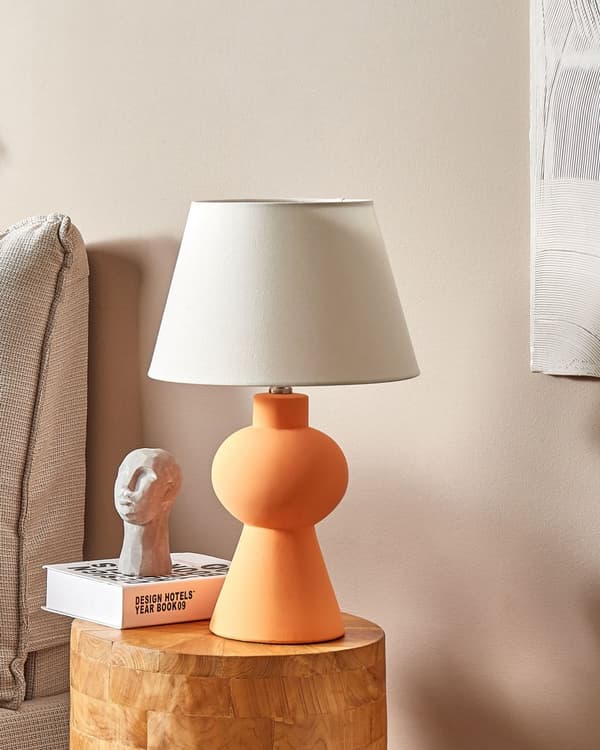 Bordslampa Orange Keramisk Sockel Linne Trumformad Skärm Minimalistisk Design