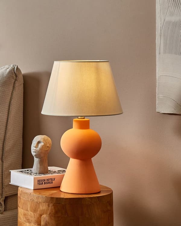 Bordslampa Orange Keramisk Sockel Linne Trumformad Skärm Minimalistisk Design