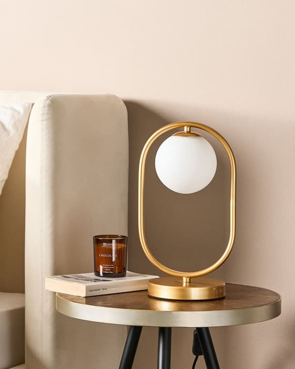 Bordslampa Guld Glasskärm Järnstång Ram Enkel Ljus Modern Design Hemtillbehör Vardagsrum