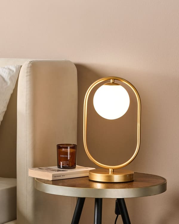 Bordslampa Guld Glasskärm Järnstång Ram Enkel Ljus Modern Design Hemtillbehör Vardagsrum