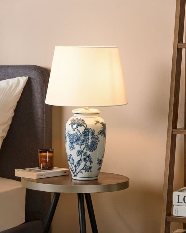Nattduksbordslampa Vit och Blå Porslinsfot med Linneskärm Trumformad 54 cm Klassisk Stil Vardagsrum Sovrum