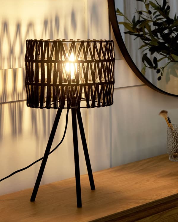 Bordslampa Svart Bomull Skärm Järn Tripod Ram Enkel Ljus Modern Design Hemtillbehör Vardagsrum
