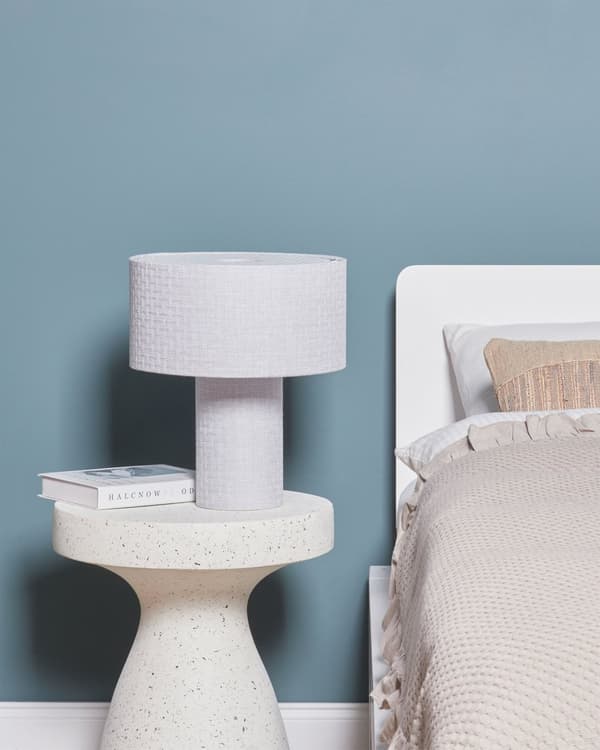 Sängbordslampa Grå Skärm och Fot i Bomull och Linne Tyg Trumskärm 30 cm Modern Stil Vardagsrum Sovrum