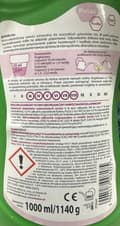 Pikkukuva 3 / 3: Biopon Mineraalilannoite kaikille ruusulajeille 1l