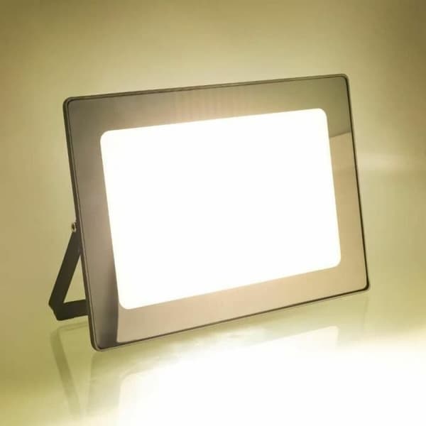 LED spotlight RETLUX RSL 245
