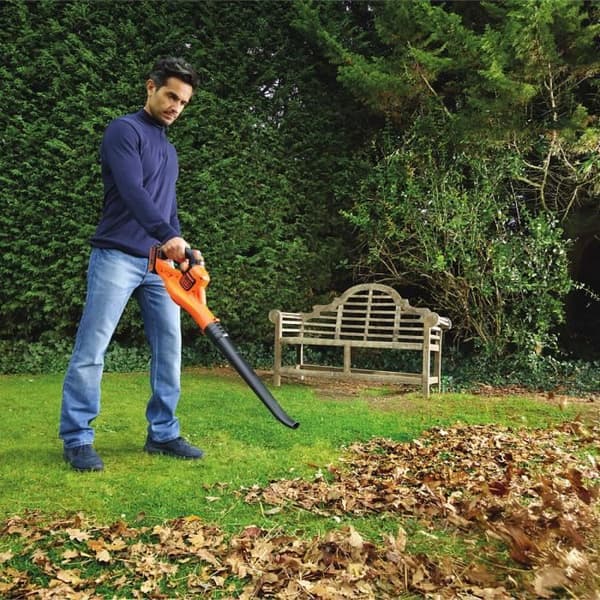 BLACK & DECKER Blower 18V - 2Ah - Trådlös GWC1820PC