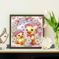 Miniatyrbild 3 av 4: Diamantbroderi Söta Ankungar 30x30 cm