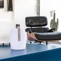 Pikkukuva 3 / 6: Trådlös bluetooth högtalarlampa - LUMISKY - LUCY PLAY - H31 cm - Dimbar vit och flerfärgad LED