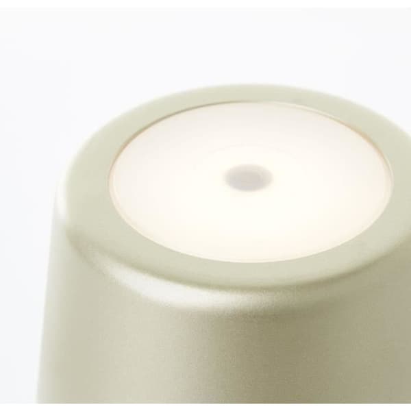Utomhusbordslampa - BRILLIANT - KAAMI - Uppladdningsbar - Matt guld - LED - 2W - 310lm - 3000K - DIM - USB - 3-stegs DIM - IP54