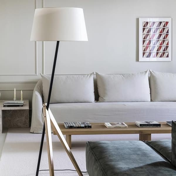 Faro TREEWOOD TriPod Golvlampa Ask med beige lampskärm