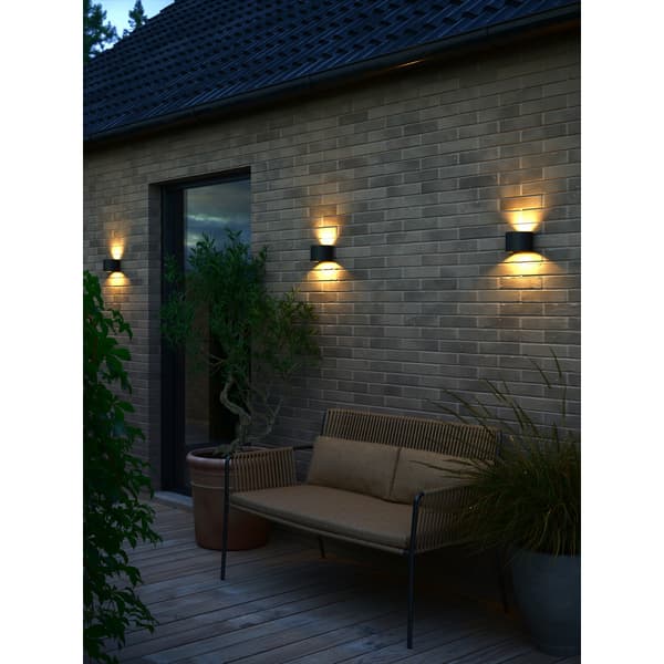 Namron Maja Vegglampe 4,9w Sort