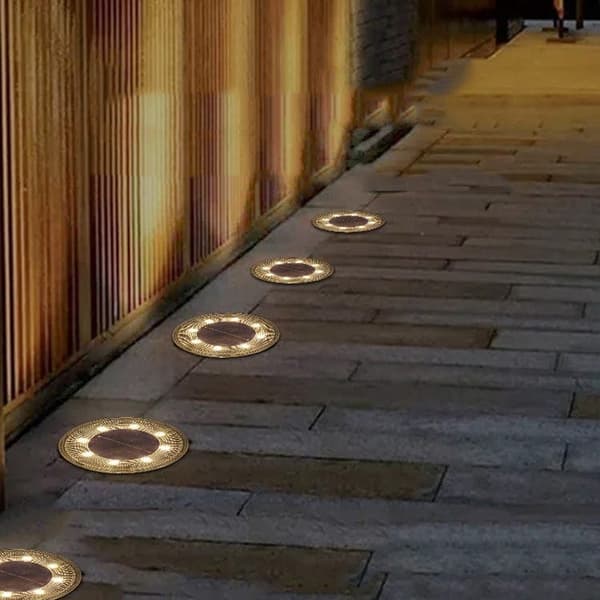 OBOSOE 4-pack solcellslampor mark – varmvit IP68 trädgårdslampa för utomhus & gräsmatta