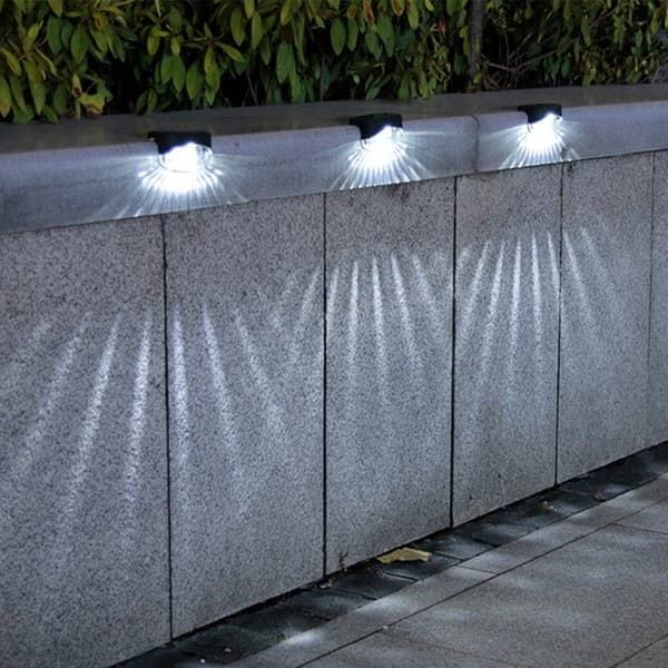 OBOSOE 8 Pack Solar Powered LED Trappe & Væglamper Udendørs, Vandtætte Lys til Hegn & Gangbro