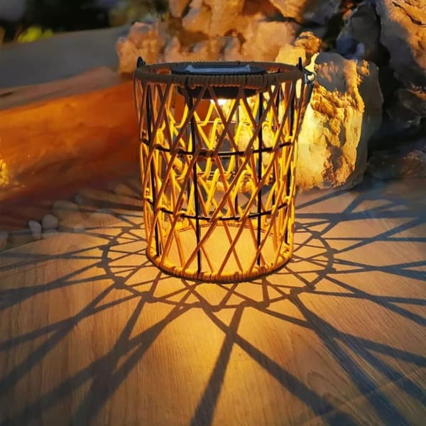 OBOSOE solcelledrevet hængende bambuslanterne – vandtæt udendørs lampe til have og terrasse