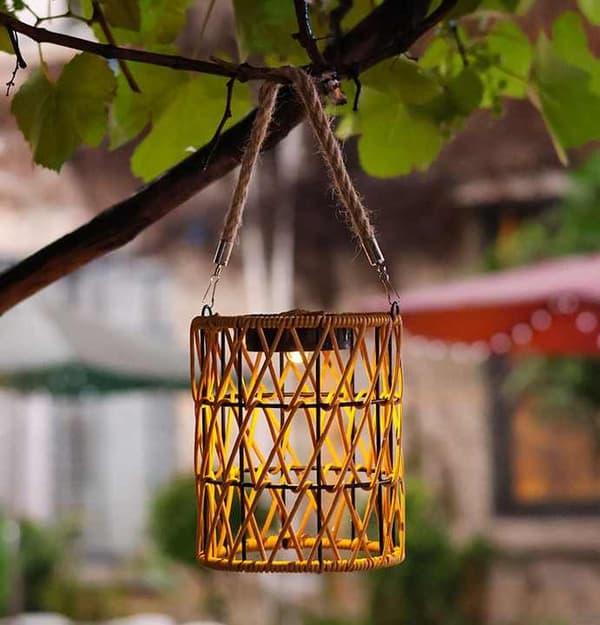 OBOSOE solcelledrevet hængende bambuslanterne – vandtæt udendørs lampe til have og terrasse