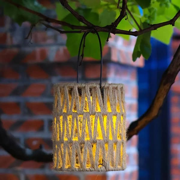 OBOSOE solcelledrevet hængende bambuslanterne – vandtæt udendørs lampe til have og terrasse