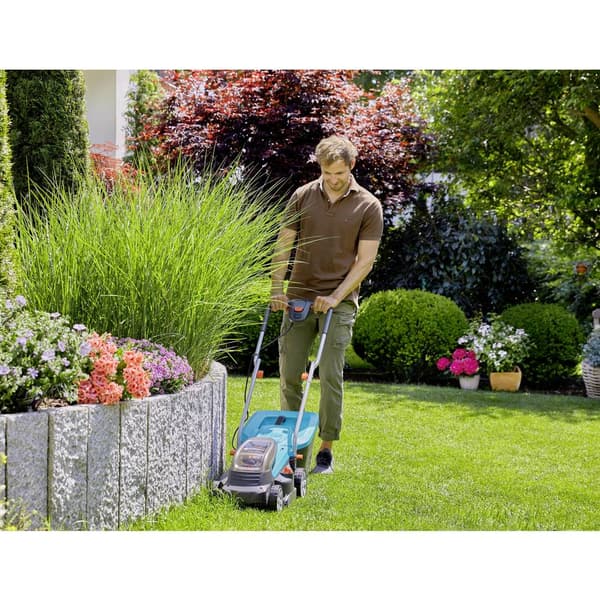 GARDENA PowerMax 32/36V P4A solo Batteri Gräsklippare exkl. batteri, med klipphöjdjustering, med gräskam 18 V Klippbred