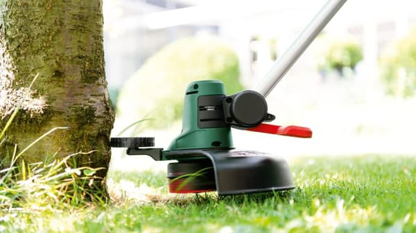 Bosch UniversalGrassCut 18V-26 - Grästrimmer - Utan batteri och laddare