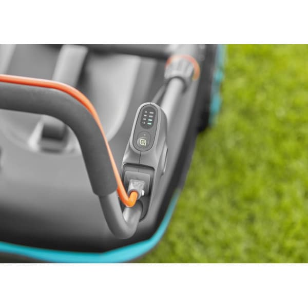 Gardena PowerMax 37/36V P4A Komplett Set gräsklippare