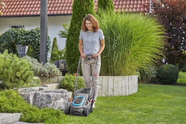 GARDENA PowerMax 32/18V P4A Läs Grasmaaier Accu Inkl. Oplader 18 V Snijbredd max 320 mm