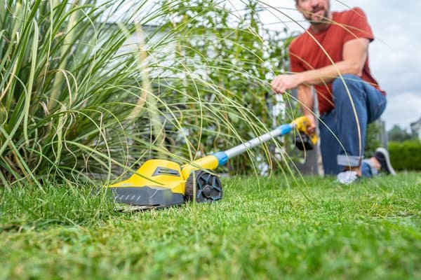 Gloria Haus und Garten FineCut akku græstrimmer inkl. batteri, inkl. oplader 18 V 2,5 Ah (001300.0000)