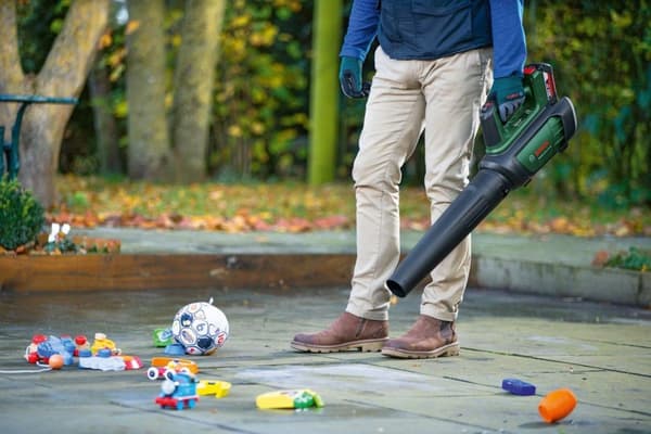 Bosch Advanced LeafBlower 36V-750 - lehtipuhallin - johdoton ilman akkua, ilman laturia - 750 m/h. - 100-200 km/h - 2,8 kg (06008C6001)