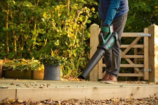 Bosch Advanced LeafBlower 36V-750 - lehtipuhallin - johdoton ilman akkua, ilman laturia - 750 m/h. - 100-200 km/h - 2,8 kg (06008C6001)