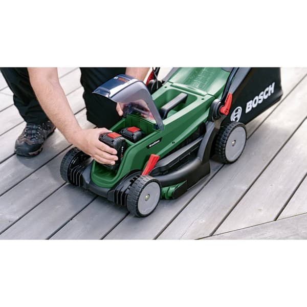 Bosch Home and Garden Batteri Gräsklippare inkl. 2 batteri, inklusive laddningsstation 2x 18 V Klippbredd 37 cm Lämplig